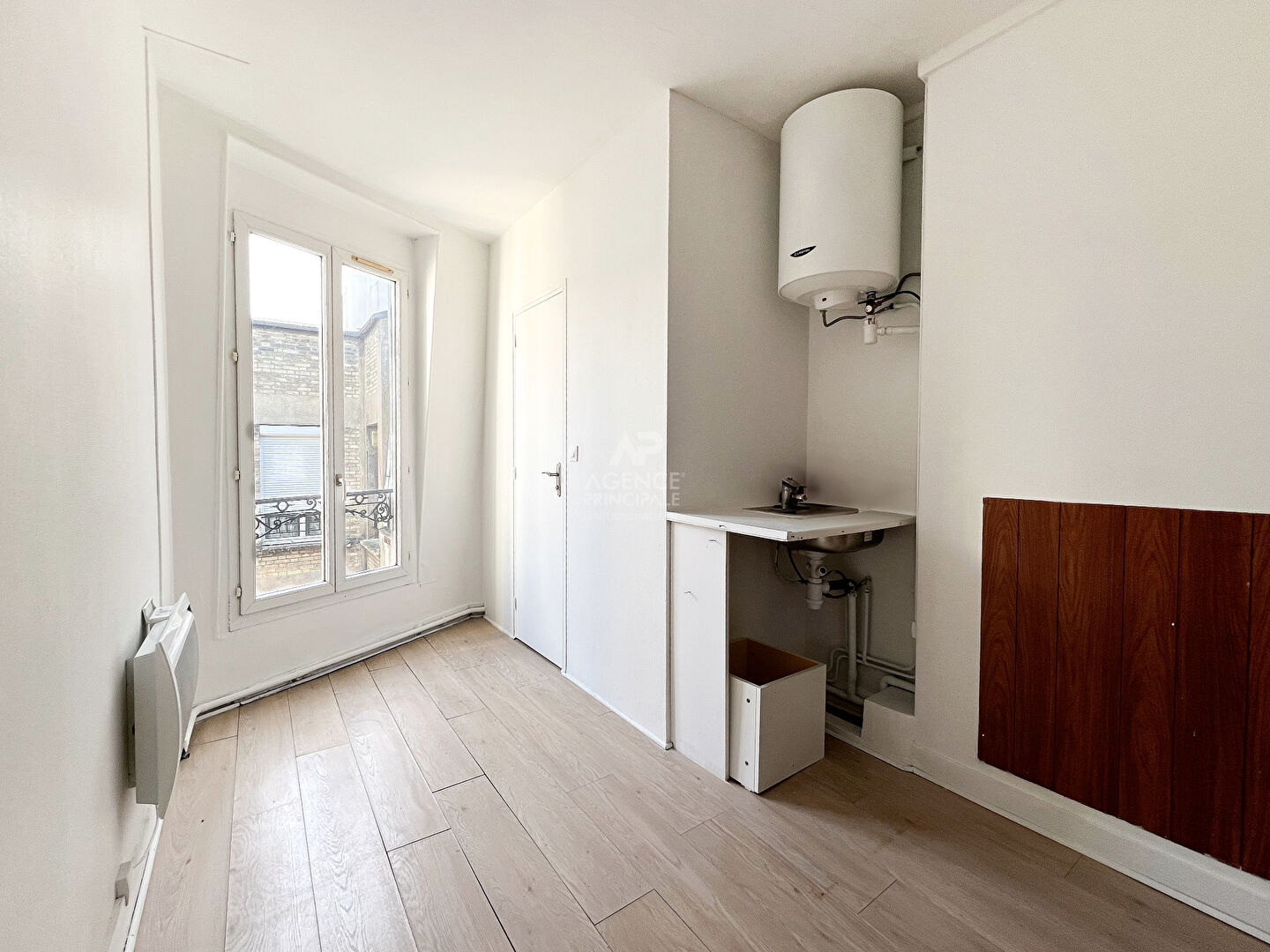 Appartement Paris 1 pice(s) 12 m2